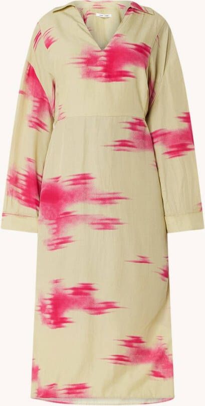 SAMS&#xD8, E SAMS&#xD8, E Emy maxi tuniekjurk met print en strikceintuur